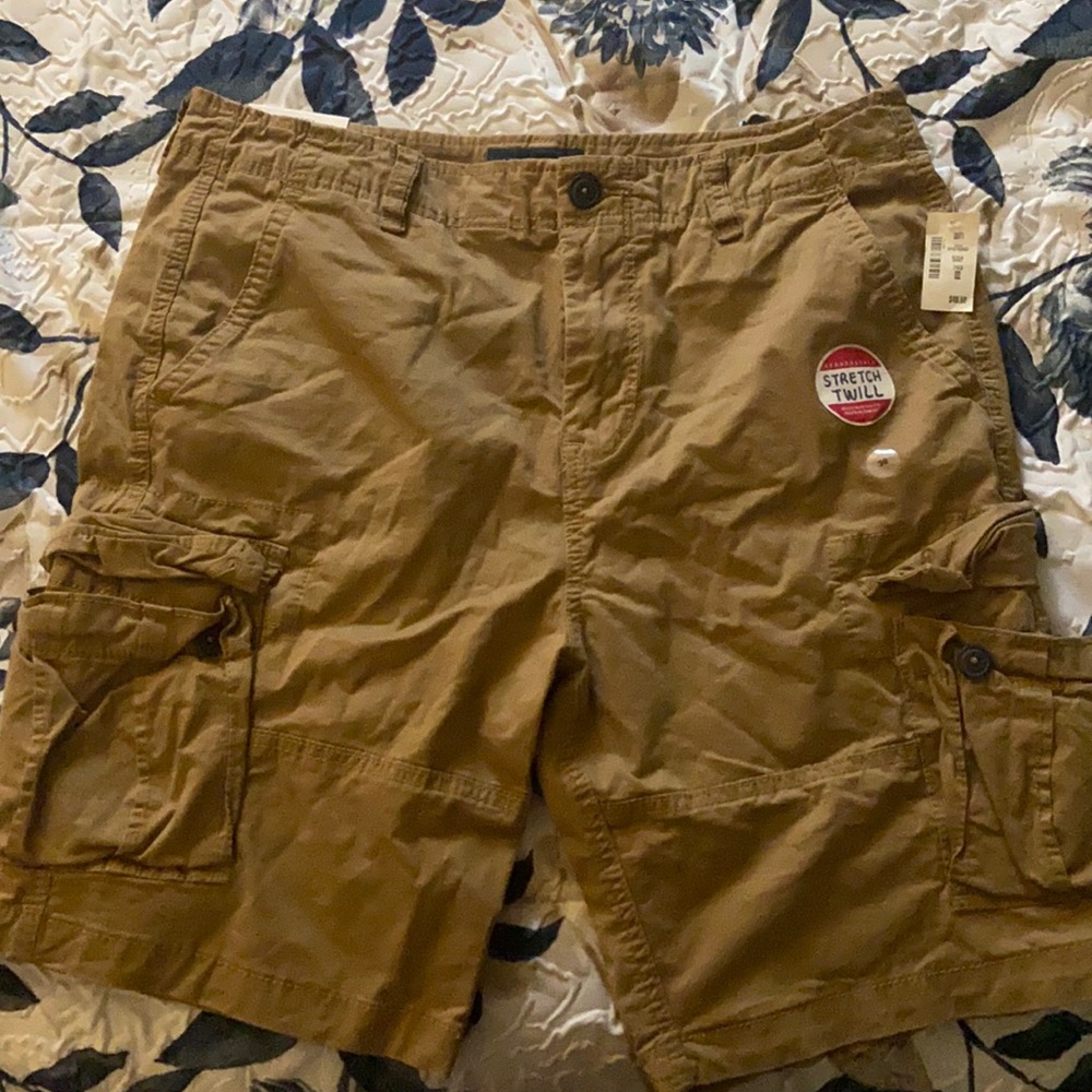 Aeropostale cargo shorts